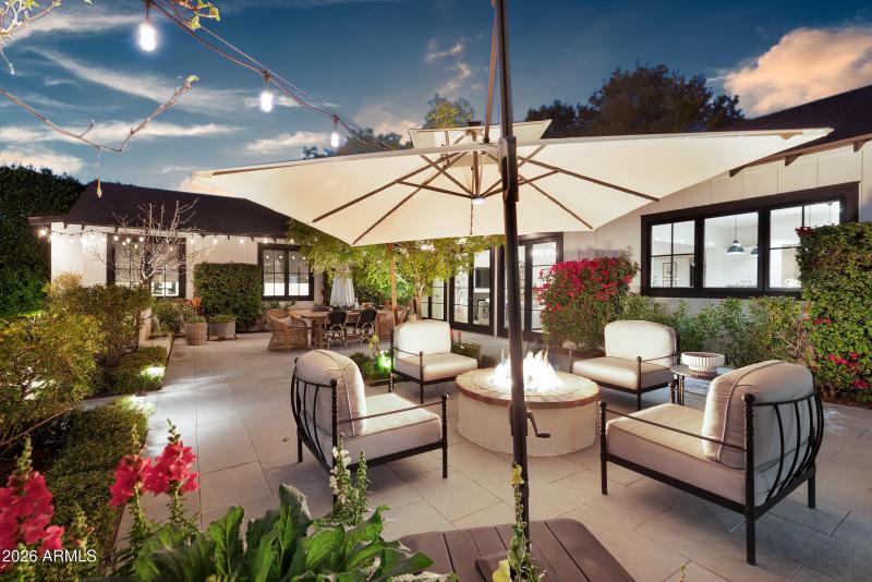 Outdoor entertaining space