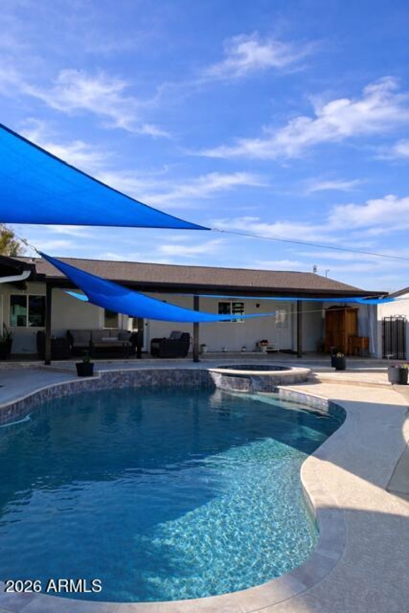 Pool w/Sails-8A77-4674-BAB4-A495D6B4F9BF