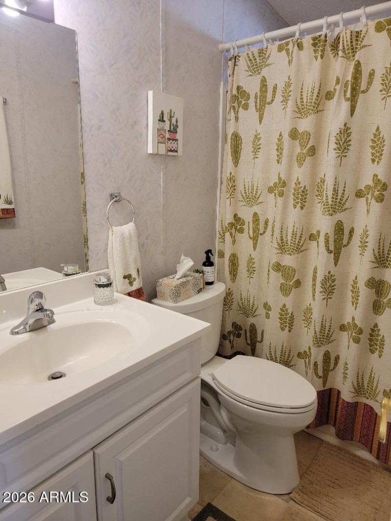 3704 guest bathroom