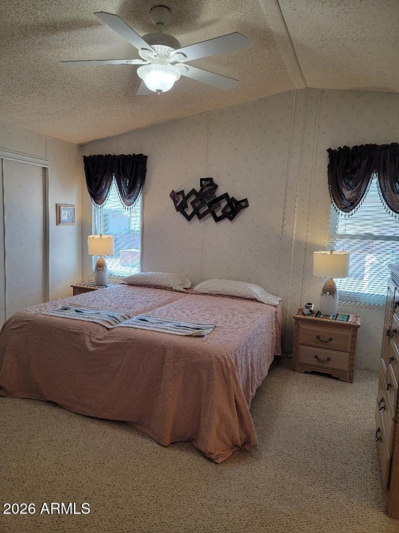 3704 primary bedroom king size sellect c