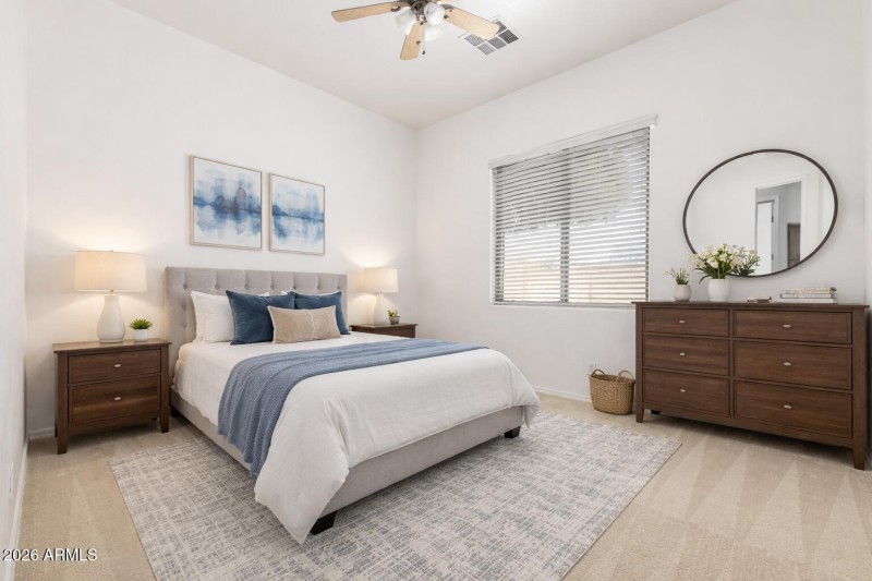 Virtual North East Bedroom with Walkin