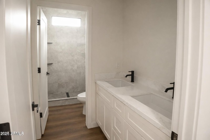 30-tek-ct-primary-bath