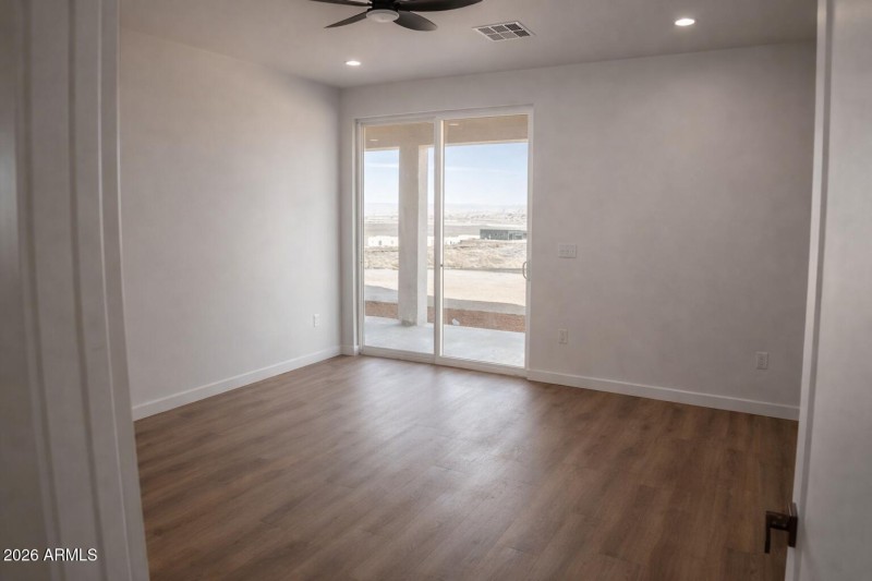 30-tek-ct-primary-bed