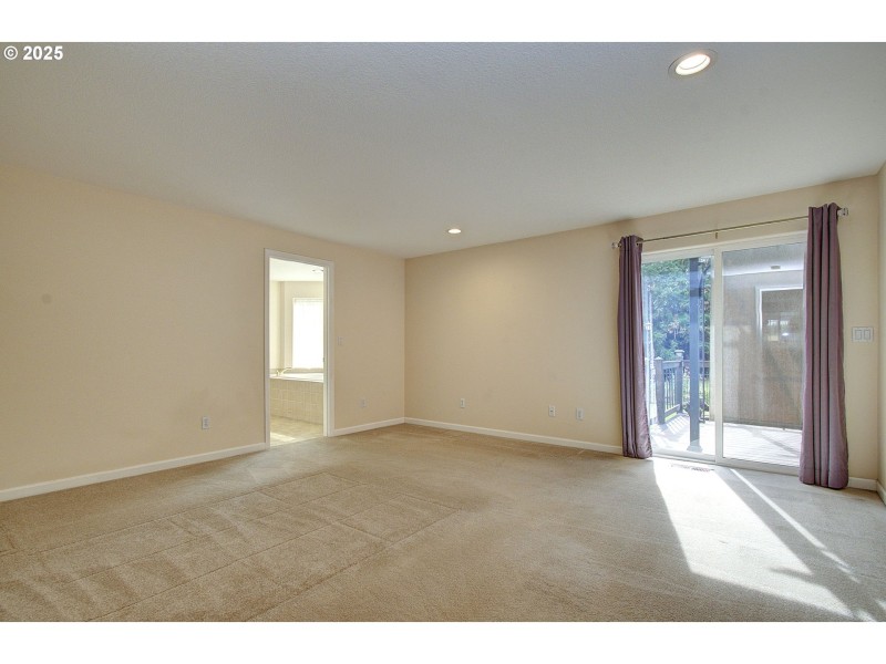 Bedroom, Primary