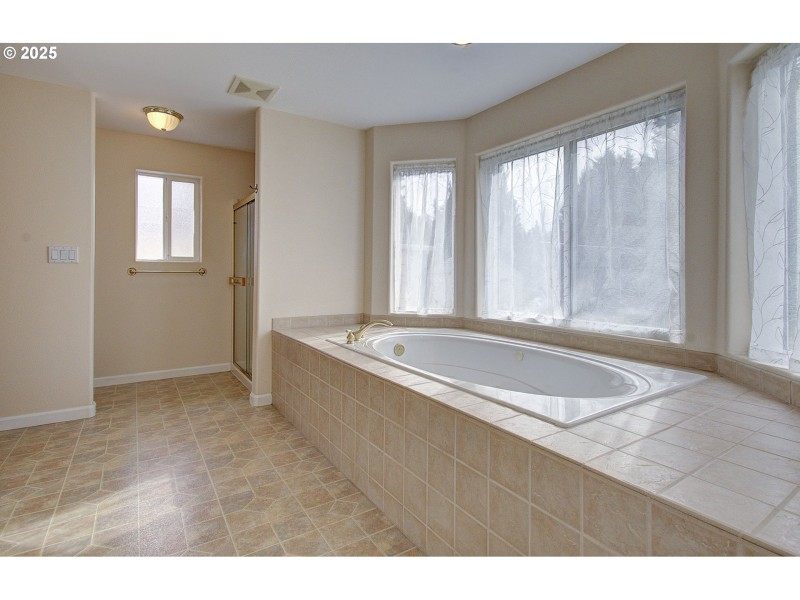 Bathroom, Attached
