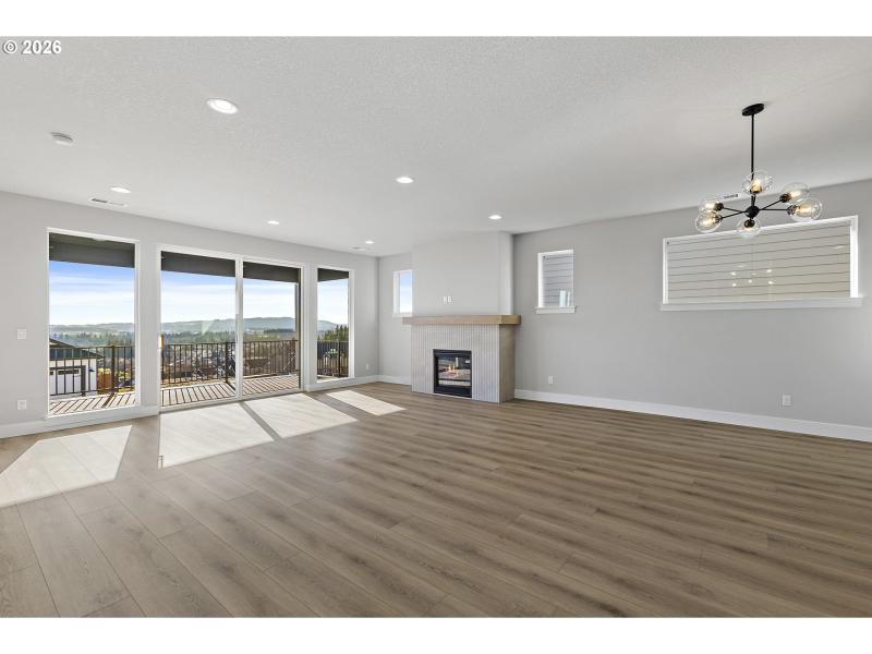 Living Room/Dining Room