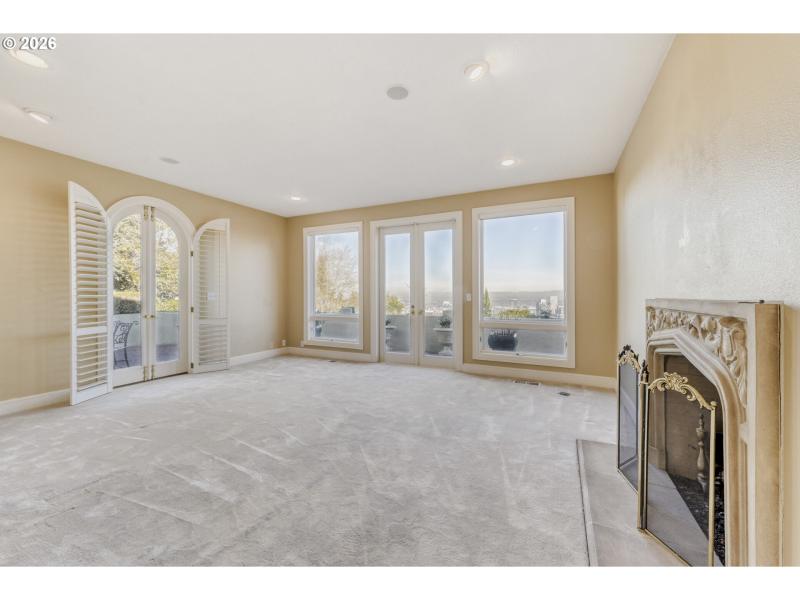 Owner's Suite Bedroom