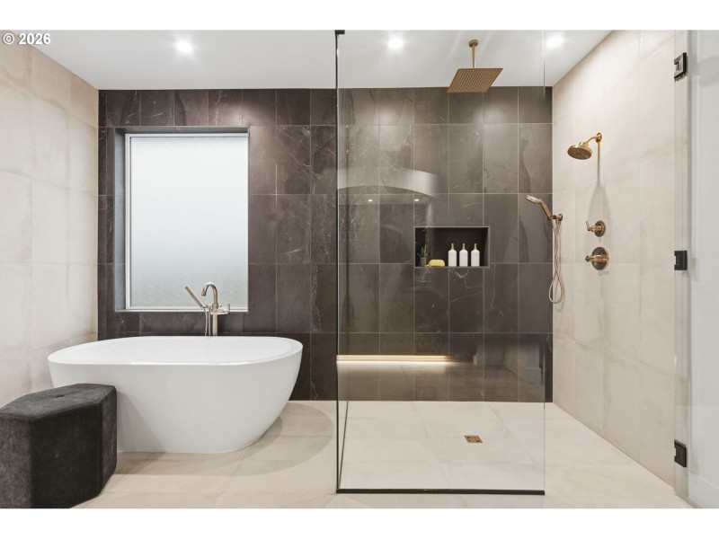 Owner's Suite Bathroom