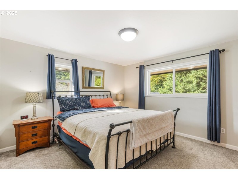 Bedroom, Primary