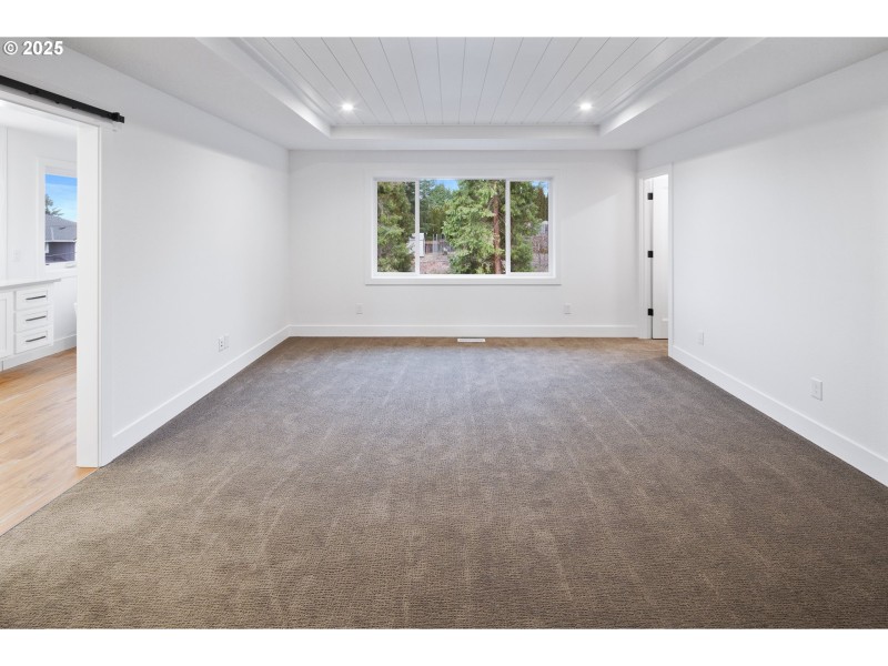 Bedroom, Owner's Suite