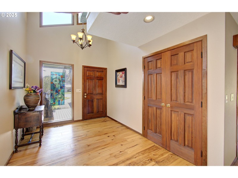 Entrance/Foyer