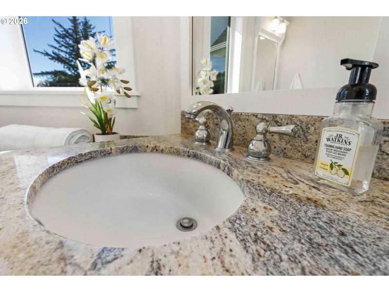 Owner's Suite Bathroom