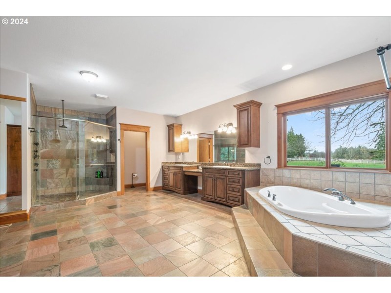 Bathroom, Attached