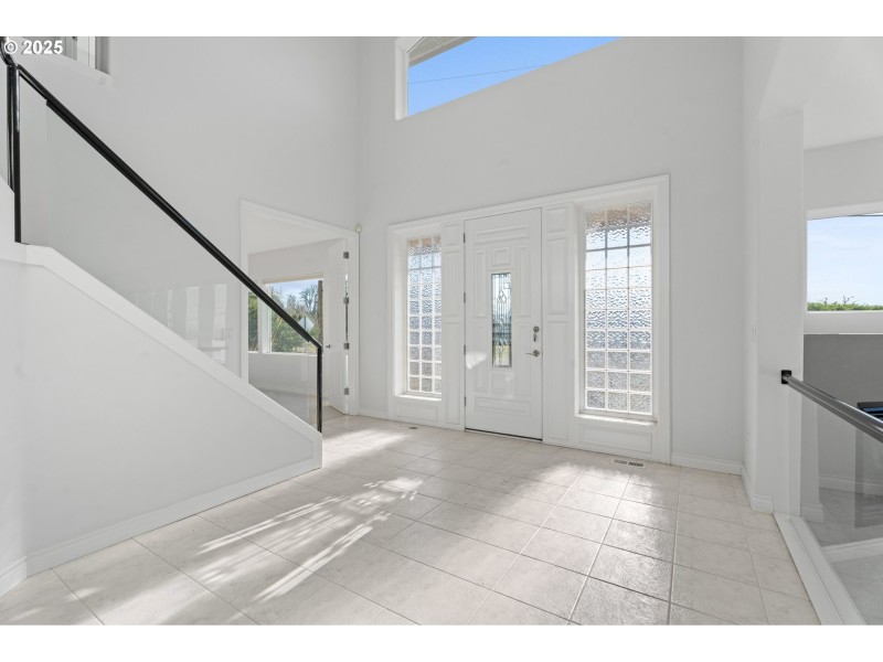 Entrance/Foyer