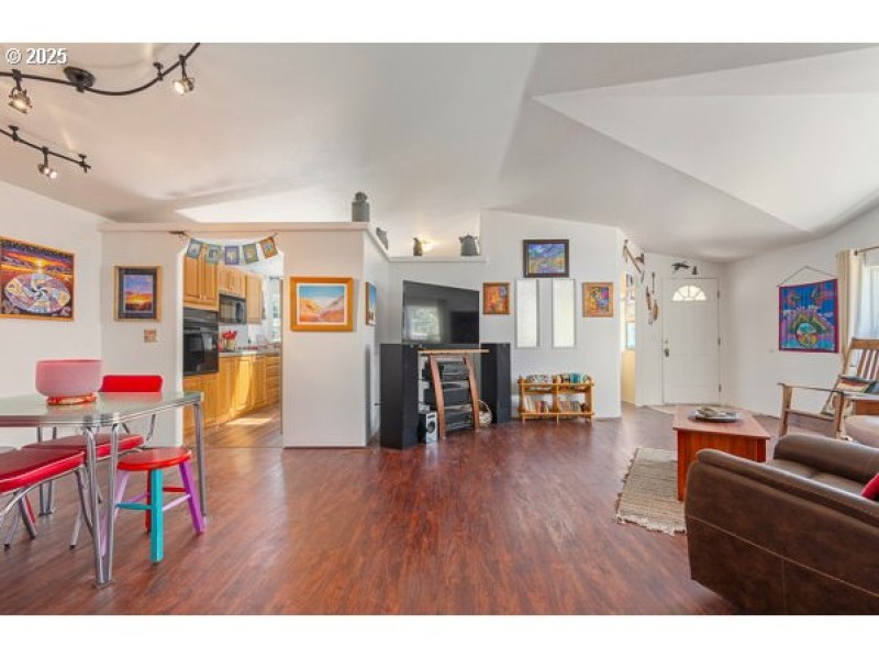 Living Room/Dining Room