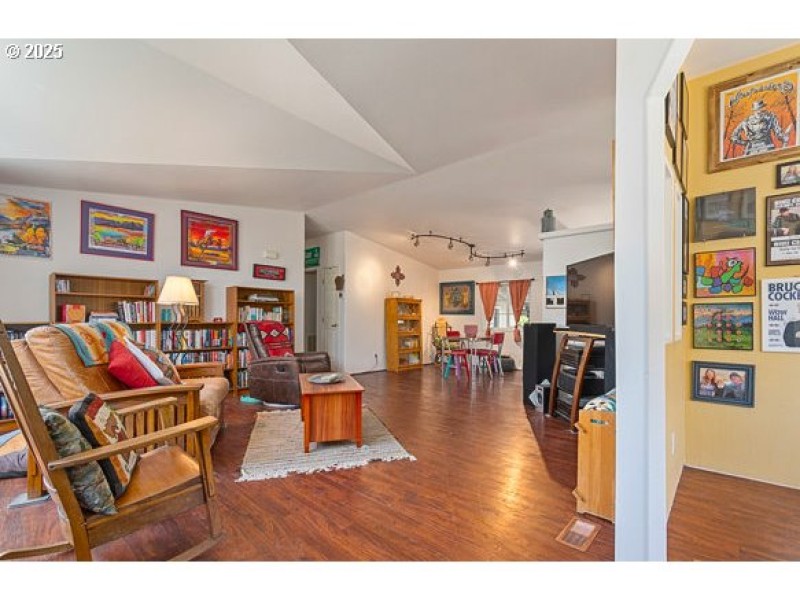 Living Room/Dining Room