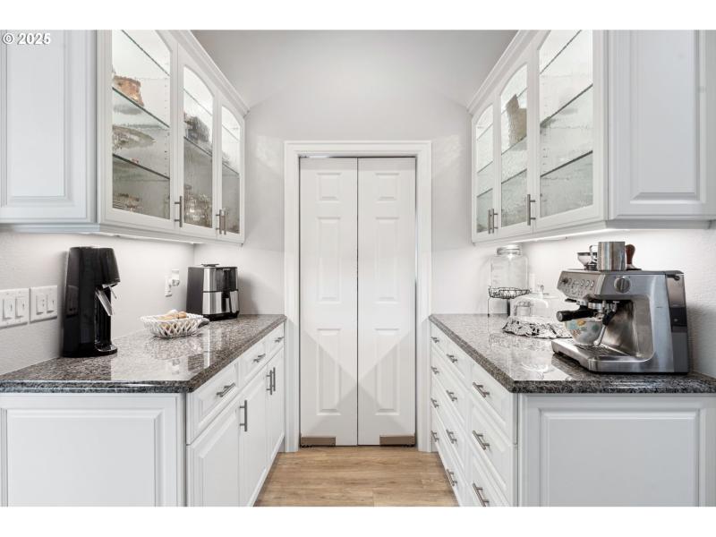 Butler's Pantry