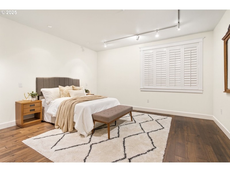 Bedroom, Owner's Suite