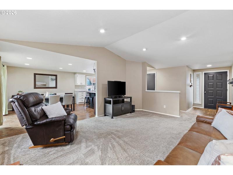 Living Room/Dining Room