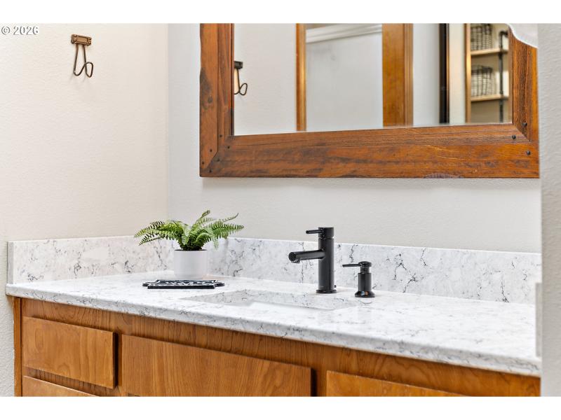 Owner's Suite Bathroom