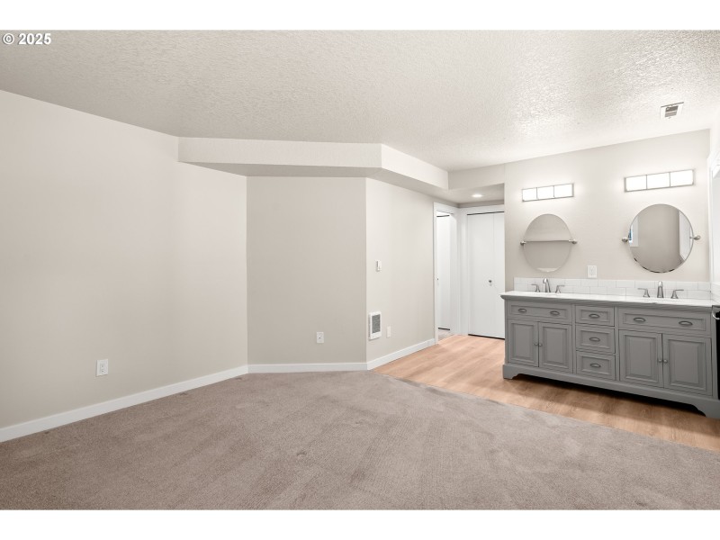 Owner's Suite Bedroom