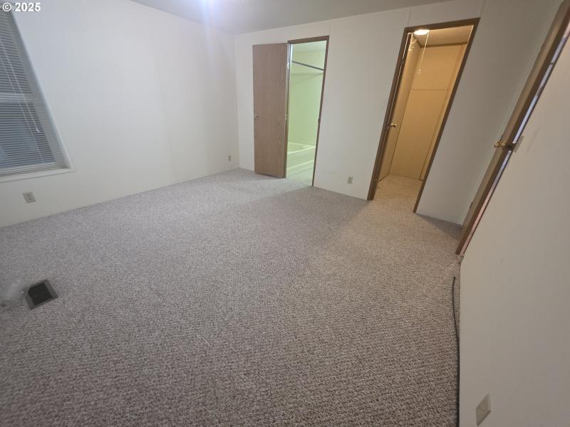 Bedroom, Owner's Suite