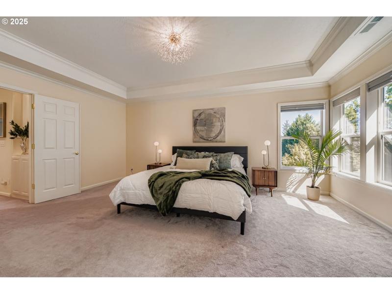 Bedroom, Owner's Suite