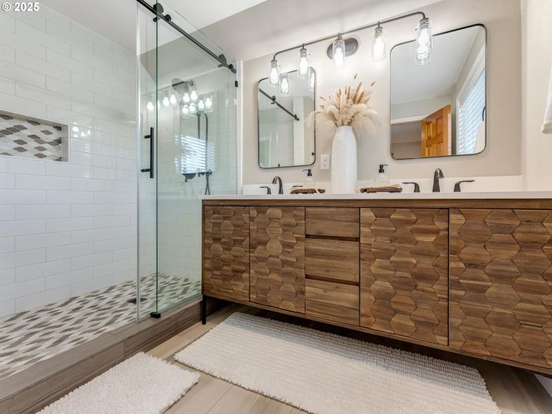 Attached Bathroom #2