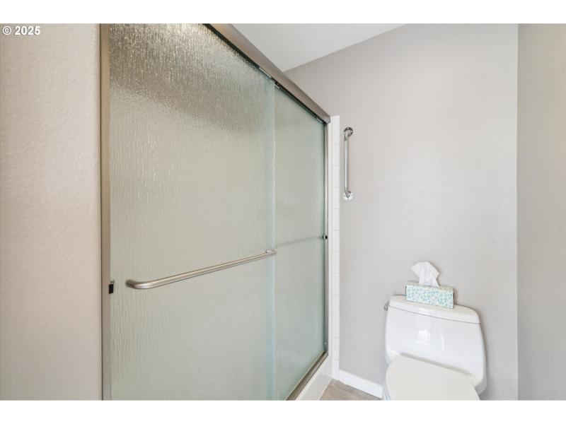 Owner's Suite Bathroom