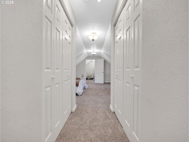 Bedroom, Owner's Suite