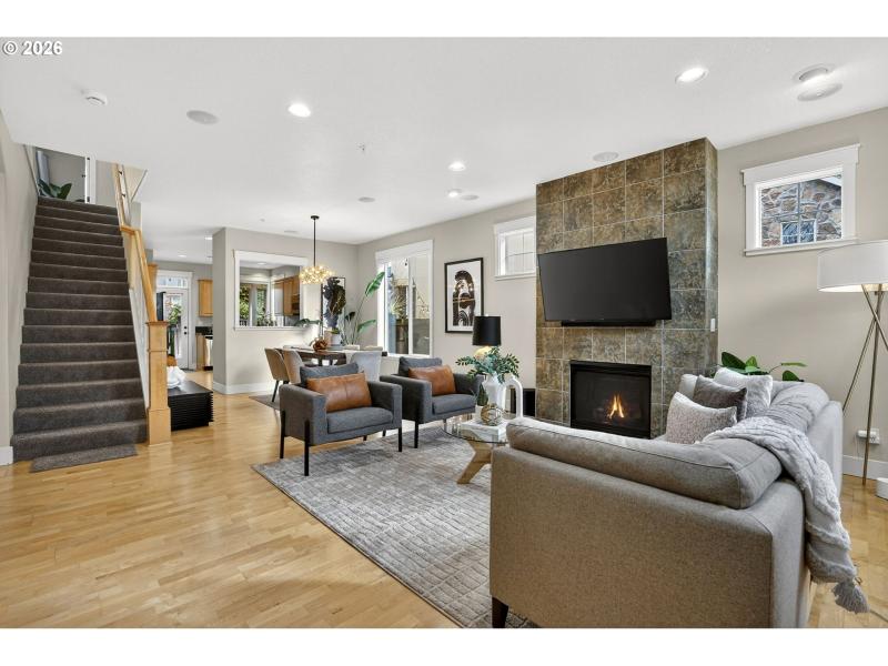 Living Room/Dining Room