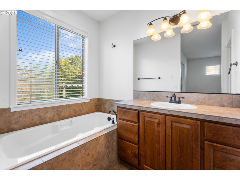 Bathroom, Attached