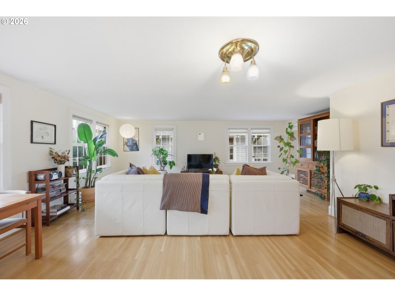 Living Room/Dining Room