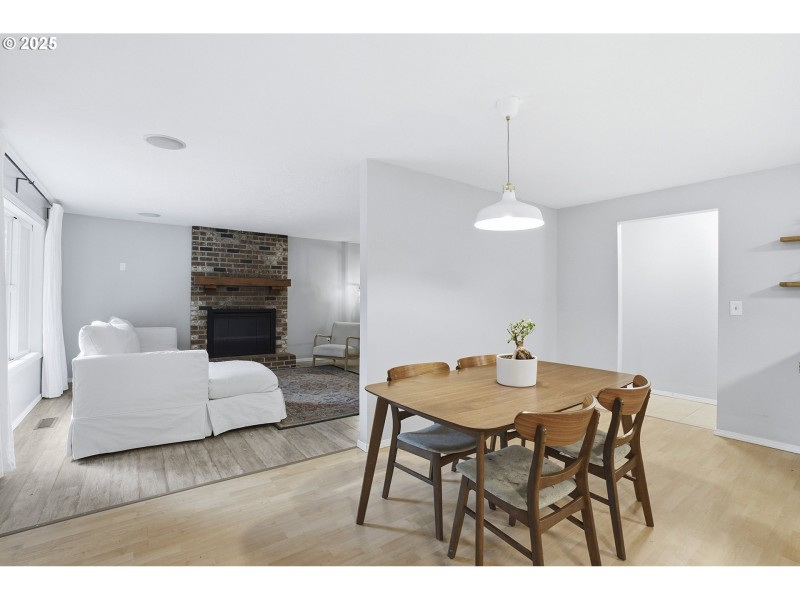 Living Room/Dining Room