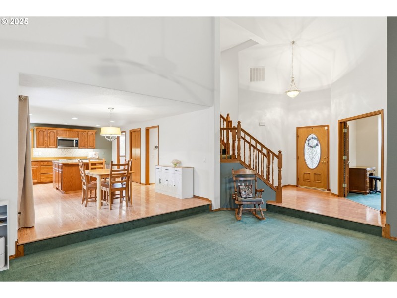 Living Room/Dining Room