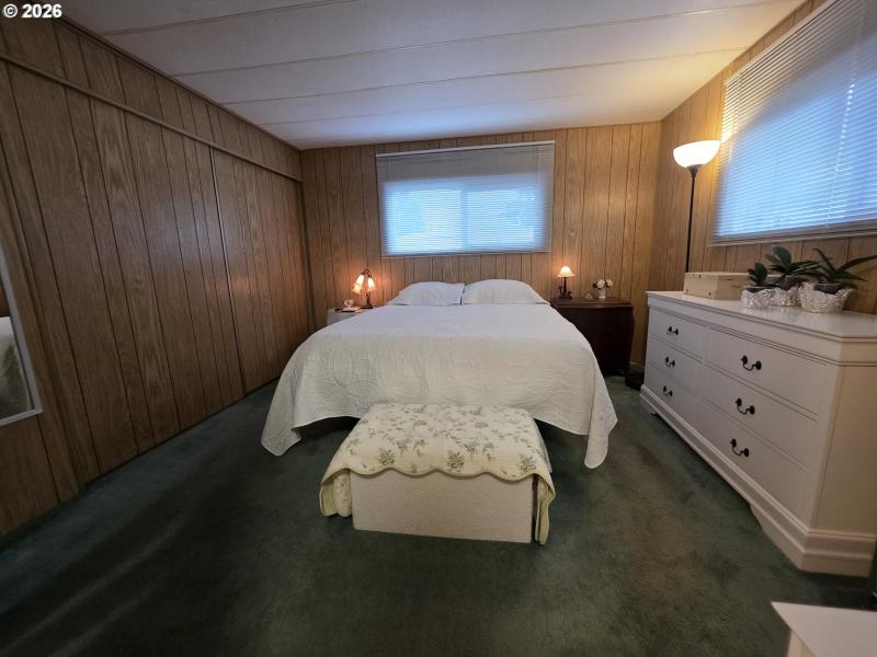 Bedroom, Owner's Suite