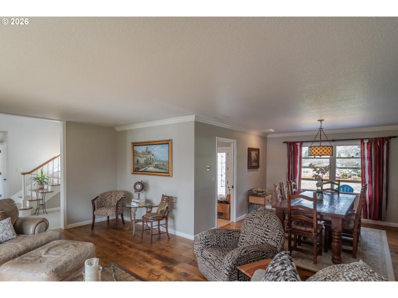 Living Room/Dining Room