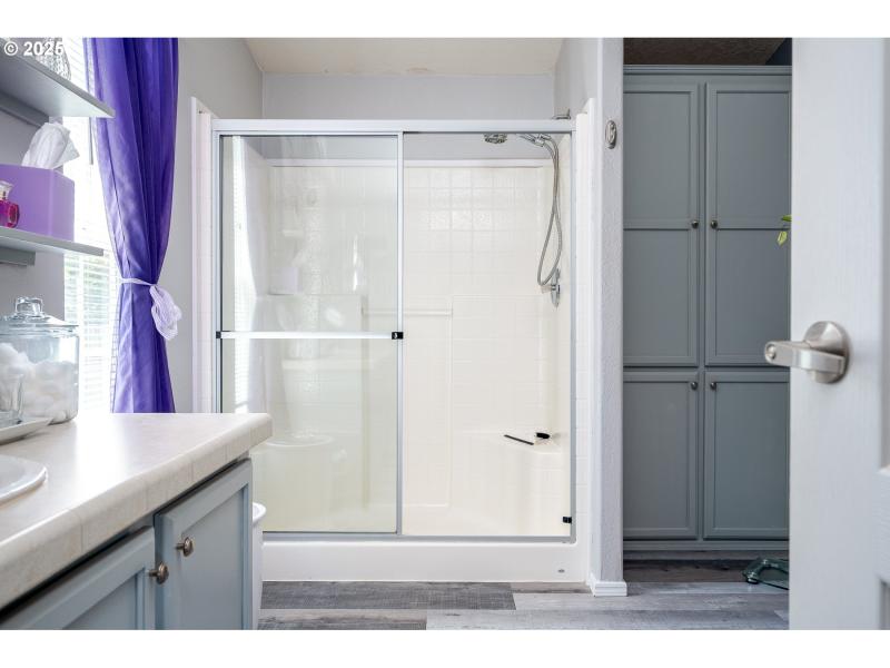 Owner's Suite Bathroom