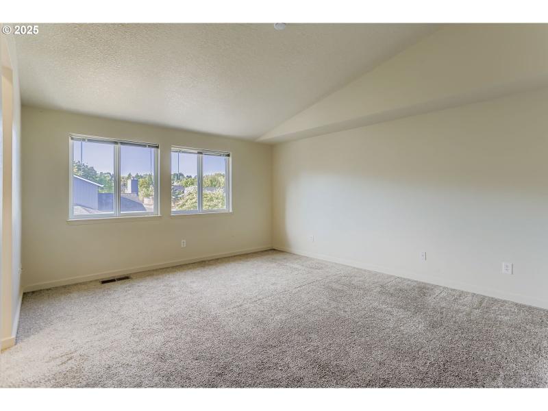 Bedroom, Primary