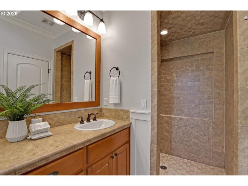 Owner's Suite Bathroom