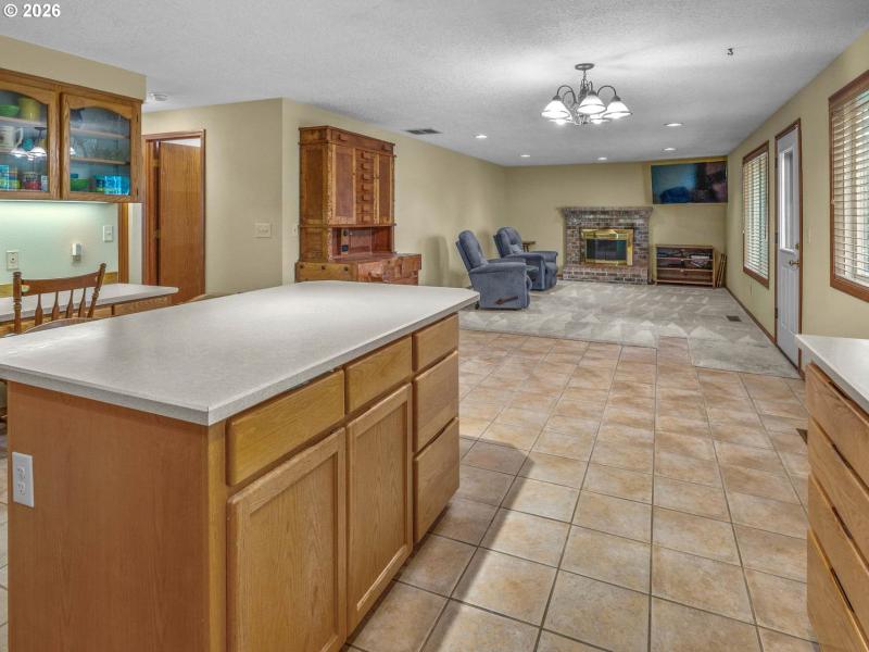 Kitchen/Family Room
