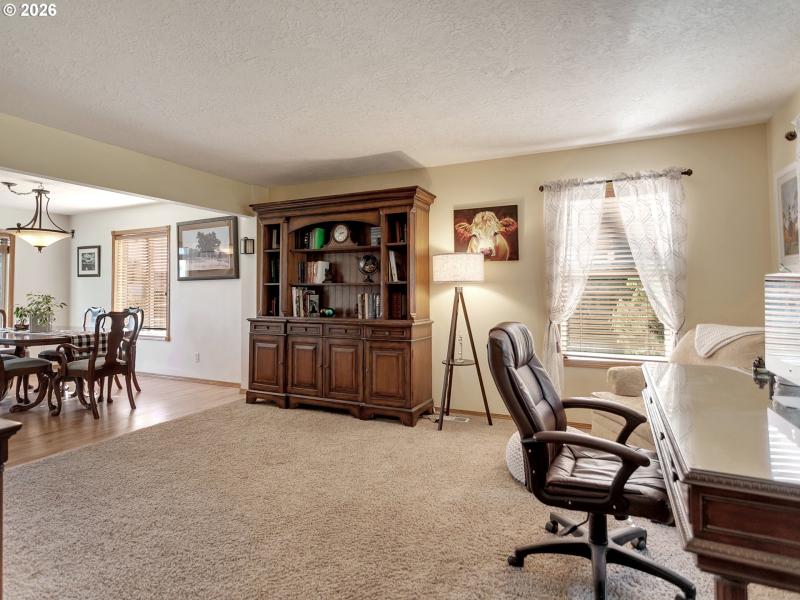 Living Room/Dining Room