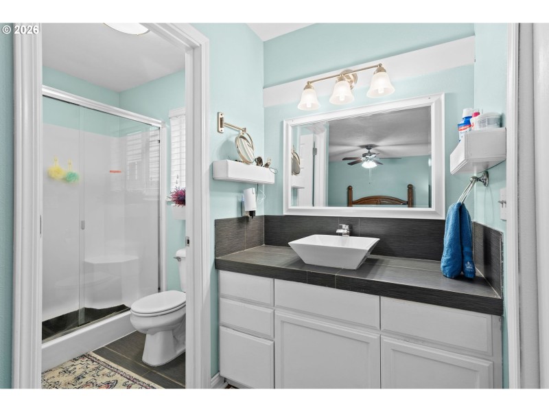 Owner's Suite Bathroom