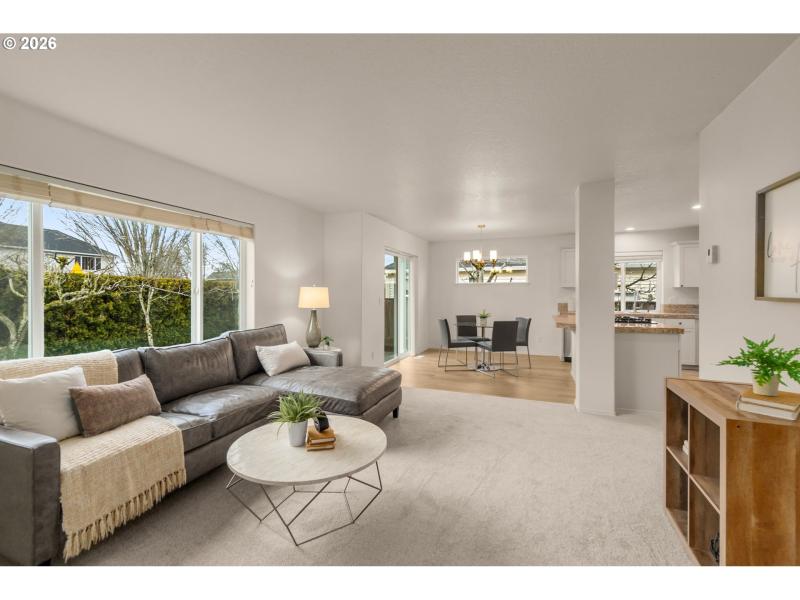 Living Room/Dining Room