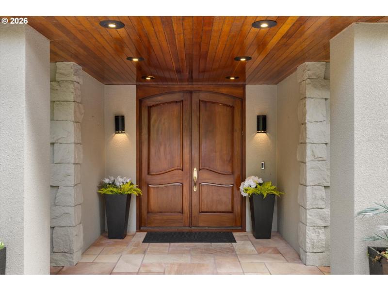 Entrance/Foyer