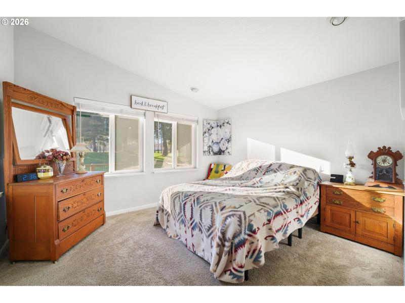 Bedroom, Owner's Suite