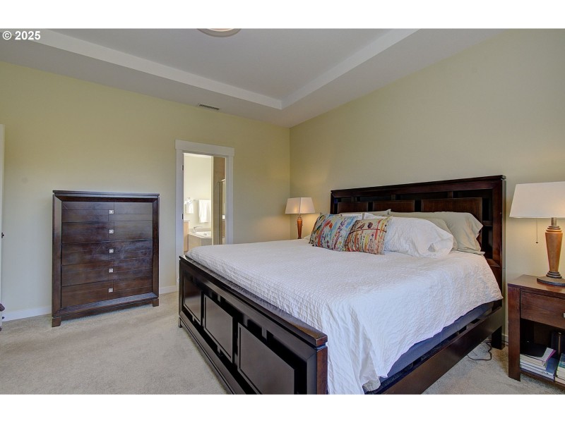 Bedroom, Primary
