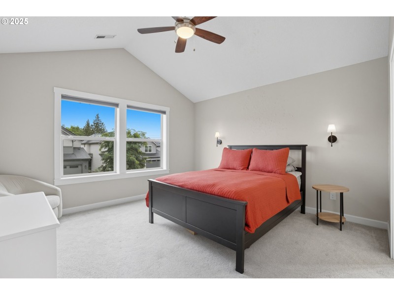 Bedroom, Primary