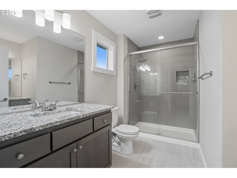 Bathroom, Attached