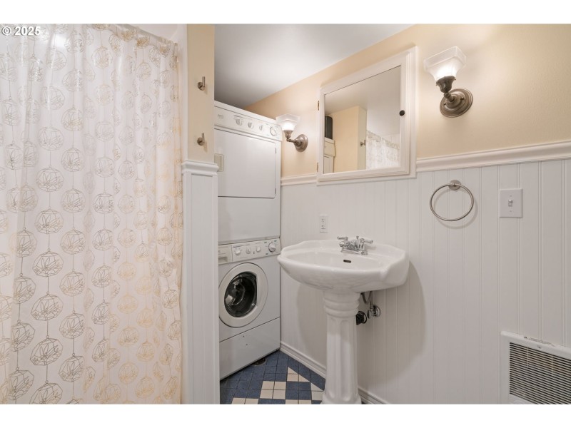 Guest Quarters